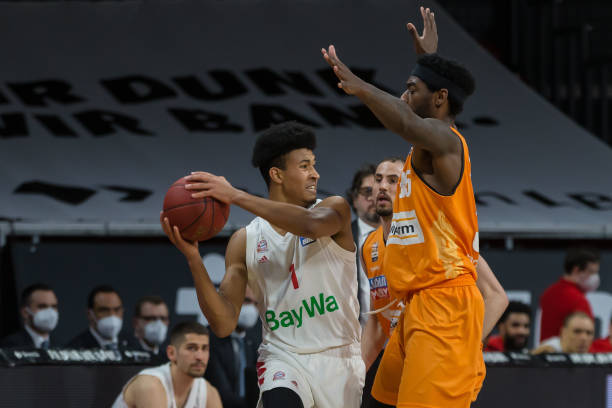 意比赛继续 意比赛继续