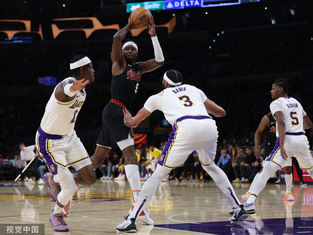 范乔丹接连 范乔丹接连