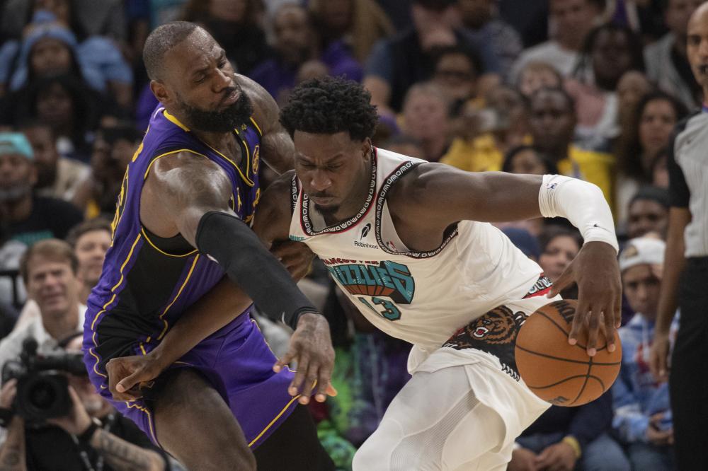 来竞技游泳 来竞技游泳